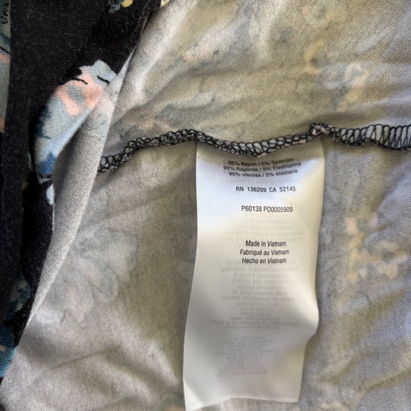 A Pea In The Pod Floral Bodycon Maternity Dress Size Large - Picture 8 of 8